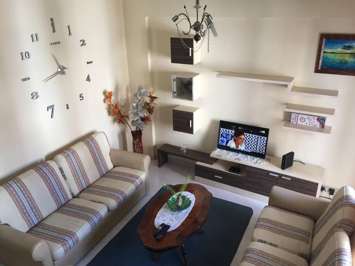One Apartament Apartment Durres Bagian luar foto