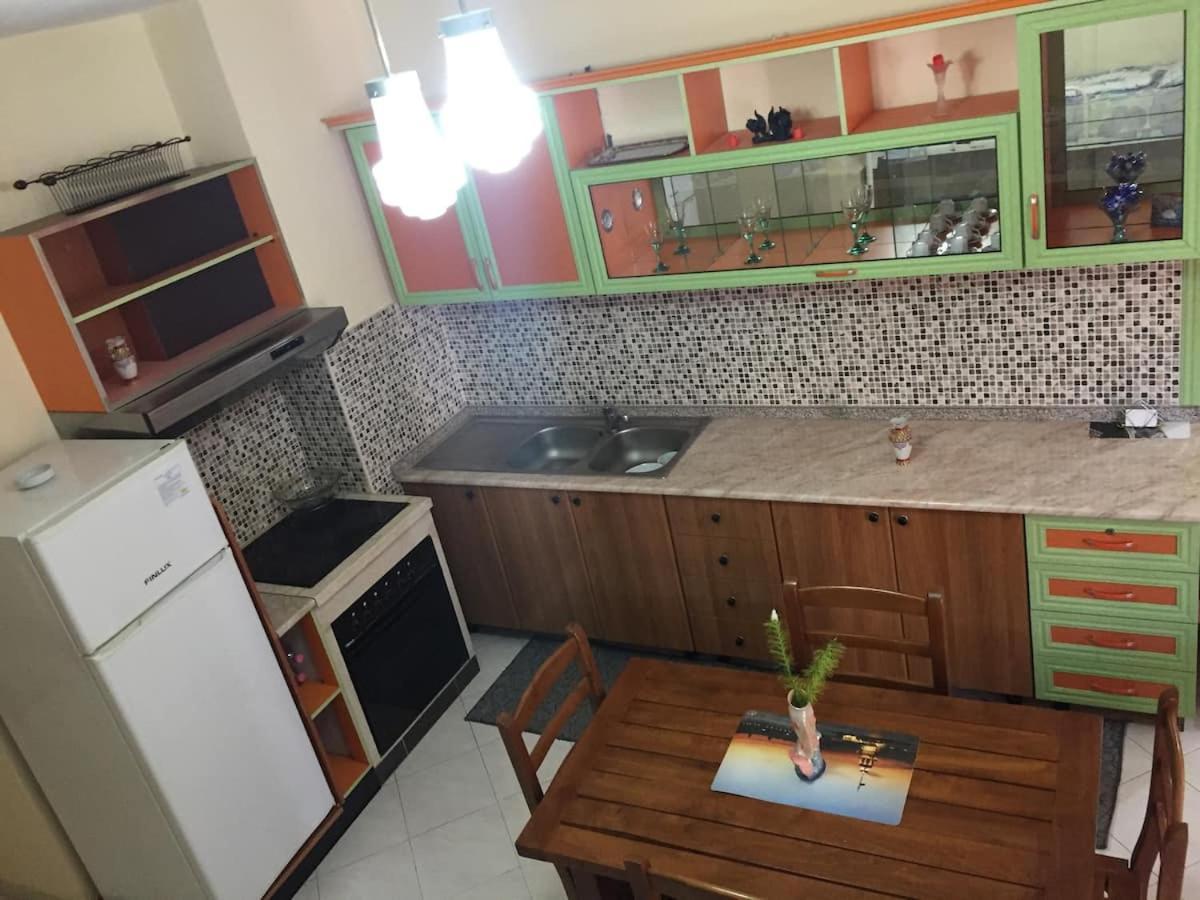 One Apartament Apartment Durres Bagian luar foto