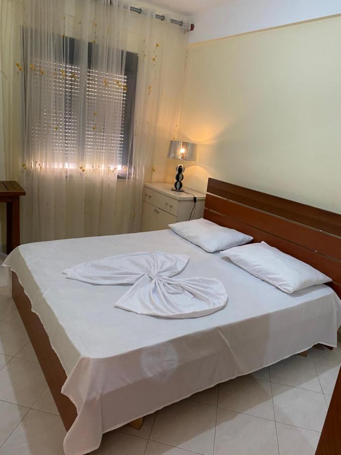One Apartament Apartment Durres Bagian luar foto